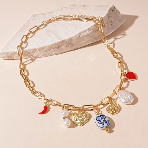 Collana Multi Pendenti Stile Francese Vintage Con Perla Artificial Imitazione Peperoncino Rosso Cuore Conchiglia Per Donne