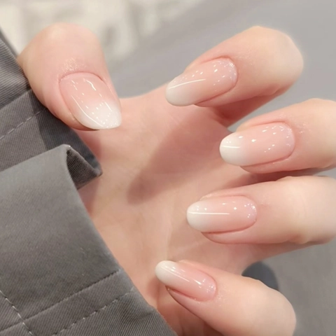 Unghie Finte Press On French Tip Rosa Bianco Sfumato Ombre Lucido Corto Tondo Per Donna Manicure Elegante