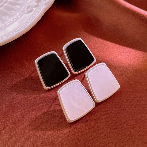 Pendientes De Botón Geométricos Trapezoidales De Resina Y Aleación Retro Minimalistas Con Poste De Plata