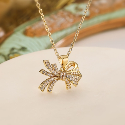 Collier Pendentif Nœud Papillon Cuivre Avec Zircon Incrusté Bijoux Mode Délicat Pour Femmes Style Ins