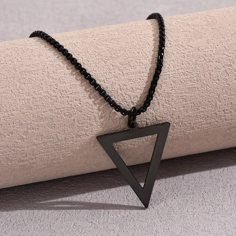 Collier Pendentif Triangle Acier Inoxydable Géométrique Creux Inversé Bijoux Pour Hommes Femmes Style Punk Hip Hop Minimaliste