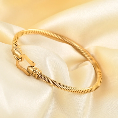 Brazalete de Acero Inoxidable Bañado en Oro de 18K con Hebilla de Herradura para Mujer Joyería de Moda de Cuerda Retorcida