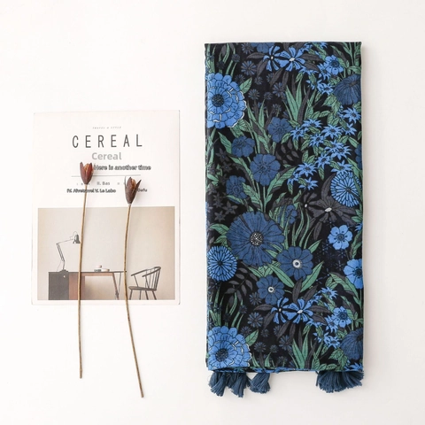 Vintage Ethnic Deep Blue Floral Print Scarf For Women Soft Polyester Shawl With Tassels Fashion Large Beach Wrap Scarf
