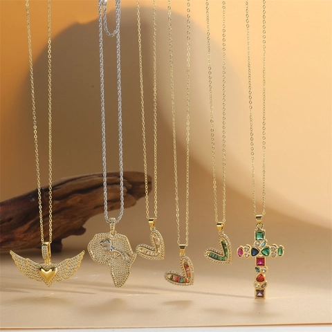 Collana con Pendente a Cuore Croce Ala di Angelo Mappa Africa in Rame Zirconia per Donna Gioielli Originali Minimalisti Regalo