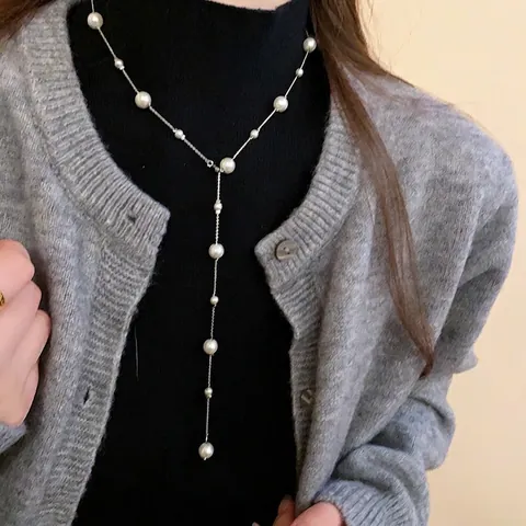 Collier Lariat Künstliche Perle Élégant En Forme De Y Longue Chaîne De Pull Pour Femmes Künstliche Perle D'Imitation Bijoux Minimalistes Plaqués Or Argent