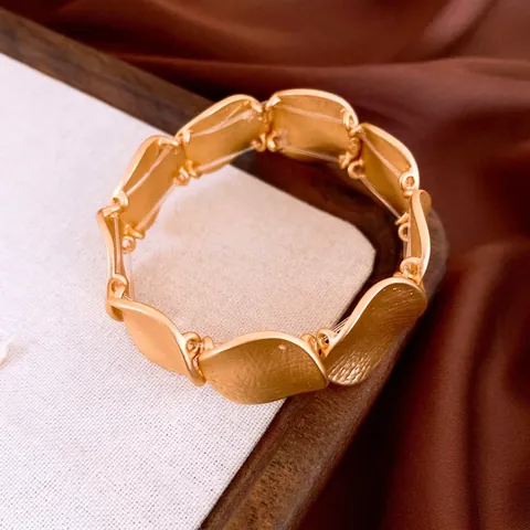 Bracciale In Lega Geometrico Ondulato Da Donna Gioielli Chic In Metallo Spazzolato Opaco Minimalista