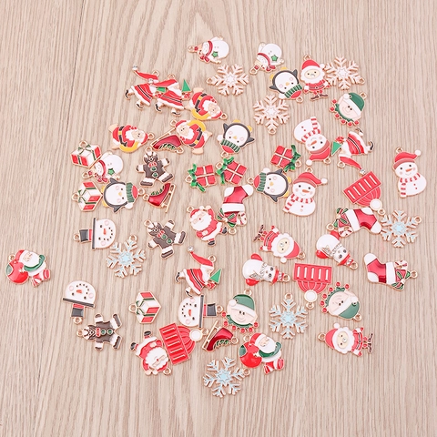 Kerst Bedeltjes Legering Emaille Hangers Kerstman Sneeuwpop Sneeuwvlok Boom Rendier Voor DIY Sieraden Maken Kettingen Armbanden