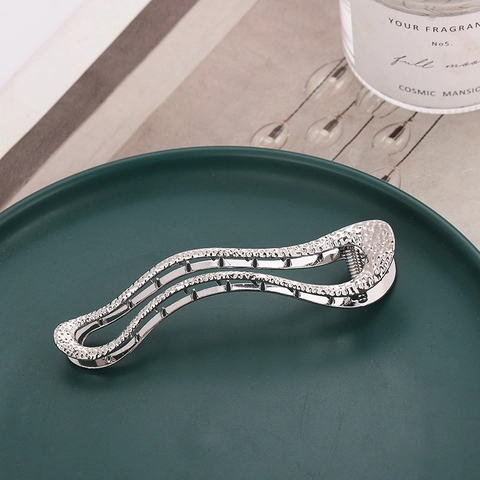 Eleganter Haarclip Aus Metall In Wellenform Legierung Rutschfester Haarschmuck Große Haarklammer Für Damen Täglich