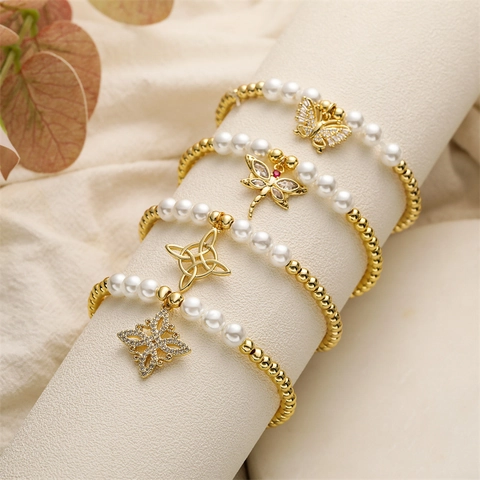 Bracelet Charme Français Élégant en Cuivre Plaqué Or Zirconia Papillon Libellule pour Femme Bijoux Perles Artificielles