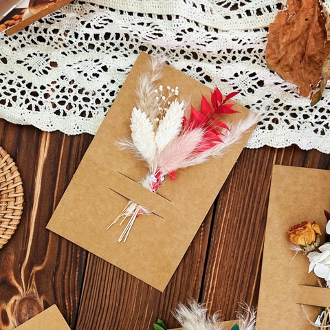 Handmade Kraft Paper Greeting Card With Natural Dried Flower Bouquet Retro Thank You Card For Teachers Day Birthday Wedding