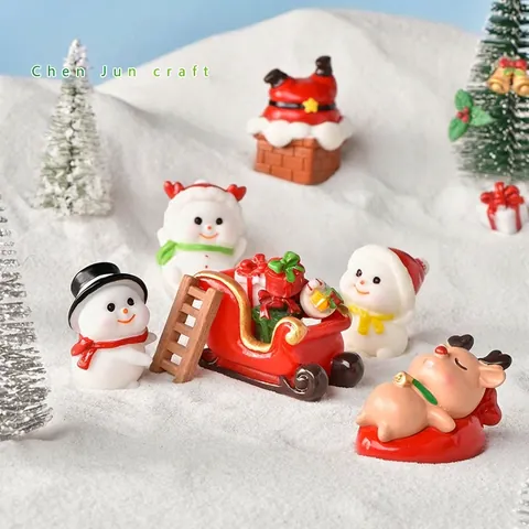 Christmas Miniature Figurines Resin Snowman Santa Claus Reindeer Micro Landscape Desktop Ornament Fairy Garden Decor