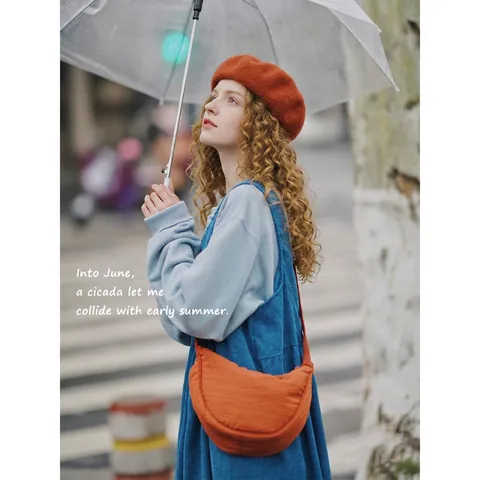 Bolso Bandolera De Nylon Ligero En Forma De Media Luna Para Mujer Bolso De Hombro Minimalista Casual