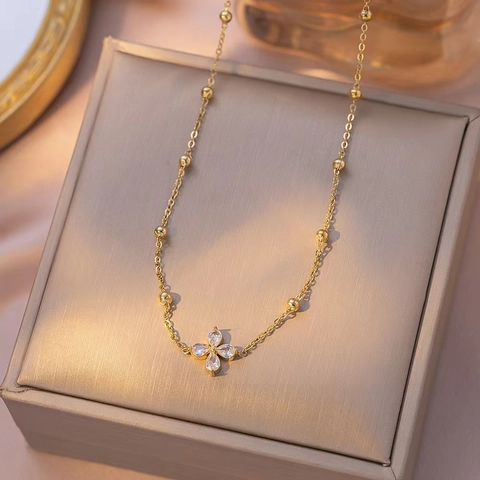 Edelstahl Zirkonia Vierblättriges Kleeblatt Schmuckset Mit Halskette Armband Und Ohrstecker Vergoldet Damen Schmuck