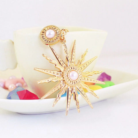 Baroque Style Sun God Sunflower Keychain Gold Zinc Alloy Artificial Pearl Inlaid Bag Charm Pendant Jewelry For Women Gift