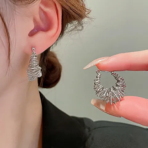 Onregelmatige Geometrische Koperen Hoop Oorbellen Zilver Kleur Minimalistisch Spiraal Wikkeling Textuur Mode Sieraden