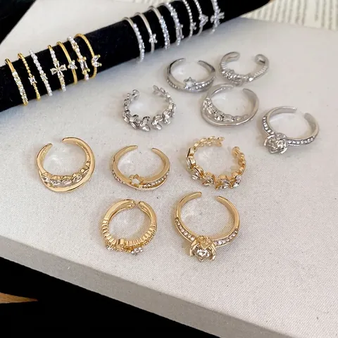 Anelli In Lega Con Zircone E Imitazione Perla Artificial Design Fiore Aperto Regolabile Impilabile Stile Vintage Francese Per Donna