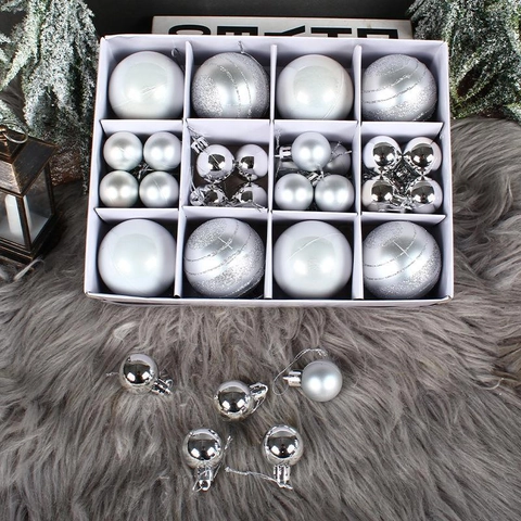 Christmas Balls Ornaments Plastic Electroplated Painted Hanging For Holiday Tree Decoration Shiny Matte Glitter