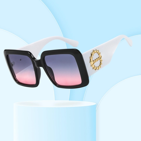 Large Square Sunglasses Fashion UV400 Protection PC Frame With Metal Ring Decoration For Women Men Retro Gradient Lens