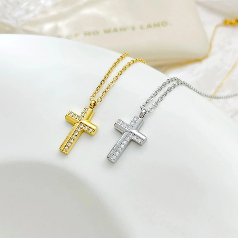 Cross Pendant Necklace Titanium Steel Inlaid Zircon Vintage Elegant Versatile Jewelry Gift For Women