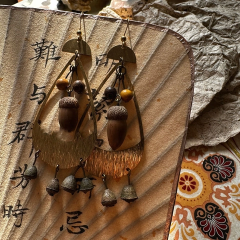 Boucles D'oreilles Pendantes Bohèmes Vintage Avec Pendentif Gland Perles En Bois Et Petites Cloches Style Ethnique Goutte En Laiton