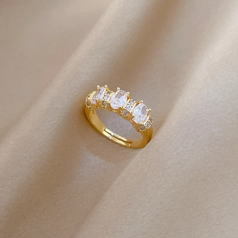 Luxus Vergoldeter Messingring Mit Ovalem Zirkonia Verstellbarer Offener Fingerschmuck Eleganter Schmuck Für Damen