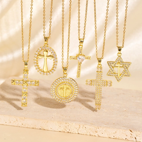 Collana Con Pendente a Croce Hip Hop in Rame Zirconia Galvanica Oro per Donna Gioielli Religiosi Personalizzati Collana Croce