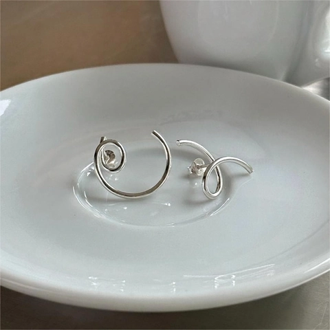 Orecchini A Lobo Asimmetrici A Spirale In Argento Sterling 925 Gioielli Geometrici Minimalisti Da Donna