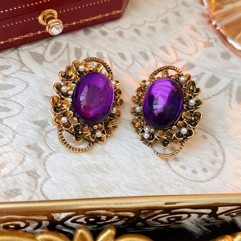 Vintage Purple Oval Resin Gemstone Ear Clips Faux Artificial Pearl Gold Alloy Flower Frame Non Pierced Palace Style For Women