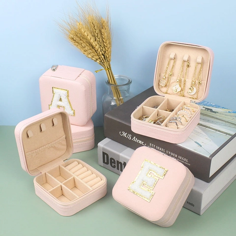 Portagioie Portatile In Pelle PU Da Viaggio Con Patch Alfabeto In Ciniglia Mini Scatola Con Cerniera Per Orecchini Anelli