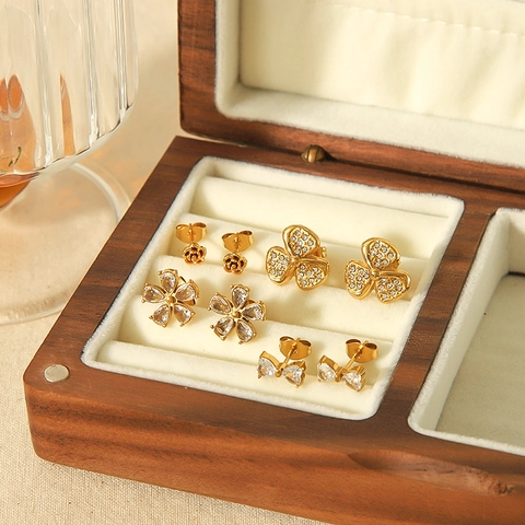 Orecchini A Lobo In Acciaio Inossidabile Placcato Oro 18K Fiore Petalo Zirconia Gioielli Eleganti Per Donna