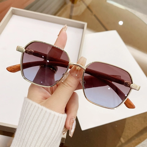 Gafas De Sol Cuadradas Vintage Montura De Metal Dorado Patillas Grano De Madera Protección UV400 Moda De Lujo Hombre Mujer