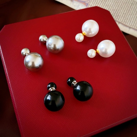 Orecchini A Lobo Con Perla Artificial Sintetica Fronte Retro Lega Con Perno In Argento E Acciaio Design Vintage Per Donne