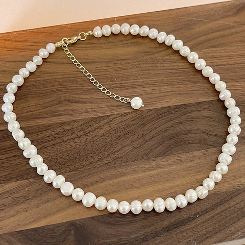 Collier En Süßwasserperles D'eau Douce Baroques Naturelles Ras De Cou Chaîne De Clavicule Élégante Avec Fermoir Mousqueton Doré Style Rétro