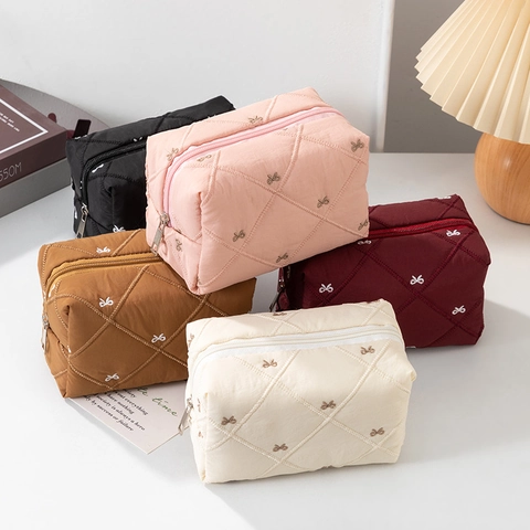 Quilted Makeup Bag Polyester Bow Embroidery Portable Travel Cosmetic Pouch Women Sweet Zipper Organizer