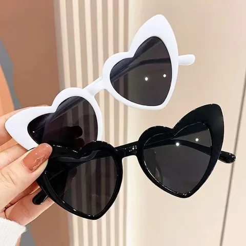 Occhiali Da Sole A Forma Di Cuore Moda Retrò Montura In Plastica Per Festa Spiaggia Viaggio Donne Uomini Bambini
