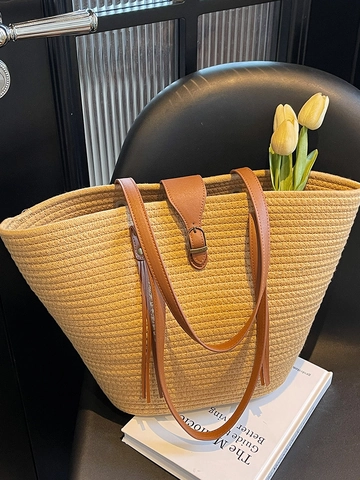Woven Tote Bag Large Capacity Cotton Rope Straw Shoulder Bag With Leather Handle Tassel For Women Beach Vacation