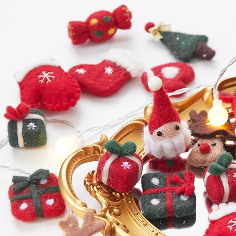 Handmade Wool Felt Christmas Tree Ornaments Gingerbread Man Candy Cane Socks Reindeer Holiday Hanging DIY Decor Pendants