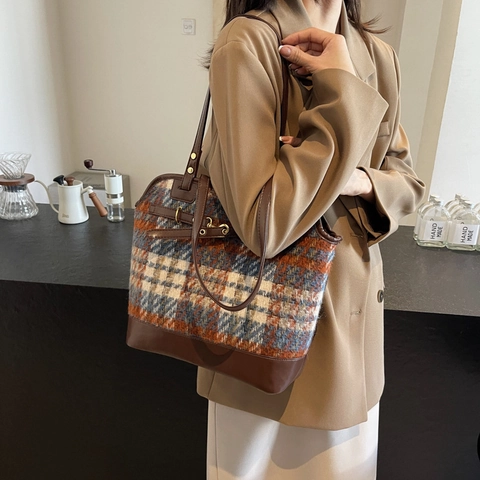 Retro Plaid Tweed Tote Bag Large Capacity Commuter Shoulder Handbag Vintage British Style PU Leather For Women