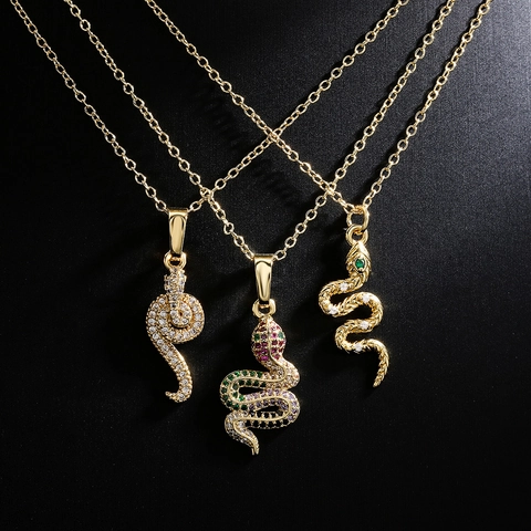 Collana Con Pendente A Serpente Rame Placcato Oro 18K Zirconia Brillante Minimalista Catena Clavicola Gioielli Donna