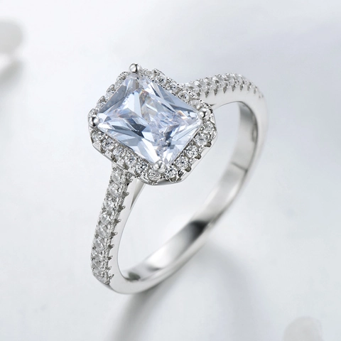Ring Aus 925 Sterling Silber Mit Rechteckigem Smaragdschliff Zirkonia Halo Funkelnder Verlobungsschmuck Für Damen