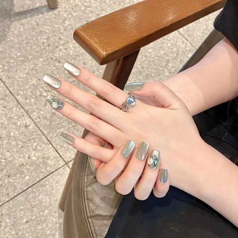 Unghie a Pressione Fatte a Mano Verde Smeraldo Occhio di Gatto Con Fiore di Camelia Tridimensionale Strass Stile Elegante Donna