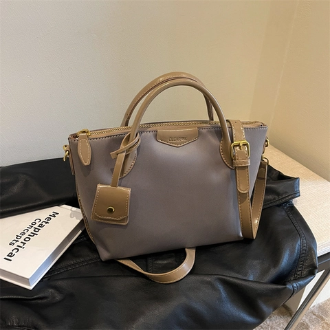 Borsa Tote in Tessuto Oxford a Grande Capacità per Donna Borsa a Tracolla Minimalista con Tracolla Regolabile da Lavoro