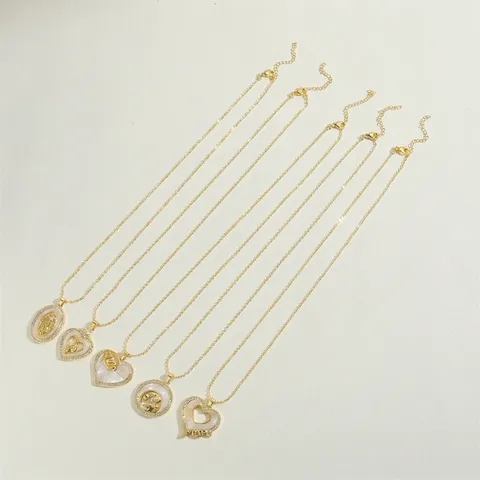 Prachtige Koper Zirconia Schelp Hanger Halsketting Verguld Hart MOM Moeder Kind Sleutelbeen Ketting Sieraden Cadeau Voor Moederdag
