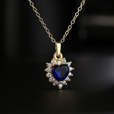 Herz Anhänger Halskette Kupfer 18K Vergoldet Zirkonia Halo Design Elegante Romantische Schmuck Für Frauen