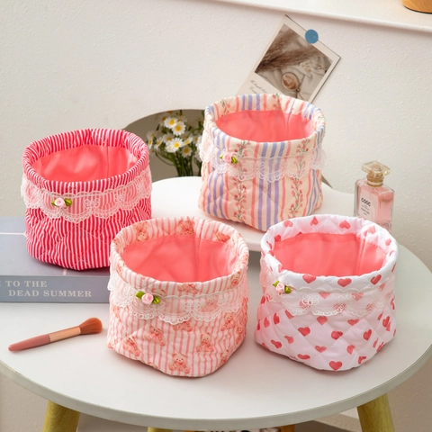 Panier De Rangement Bureau Tissu Matelassé Organisateur Cosmétique Dentelle Rose Bac Tissu Style Rural Maquillage Papeterie