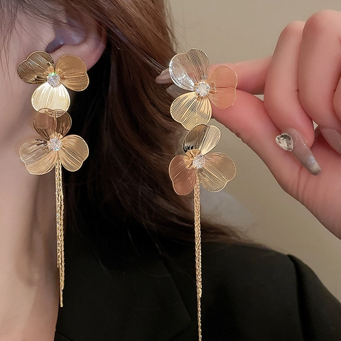 Blumen Lange Quaste Ohrringe Kupfer Mit Zirkon Und Silbernen Ohrsteckern Elegante Metallische Hänger Für Damen