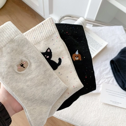 Women Mid Tube Socks Combed Cotton Speckled Yarn Animal Embroidery Cat Dog Bear Breathable Korean Style Casual