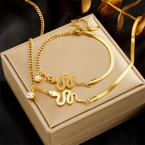 Snake Pendant Necklace And Bracelet 18K Gold Plated Stainless Steel With Zircon Elegant Niche Design For Women