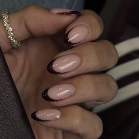 Uñas Postizas A Presión Con Punta Roja Vino Francesa Rosa Nudo Brillante Forma Almendra Manicura Elegante Para Mujeres