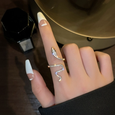 Minimalistisch Kupfer Mikro-Pave Strass Schlange Ring Für Damen Galvanisiert Verstellbar Offen Fingerring Mode Schmuck